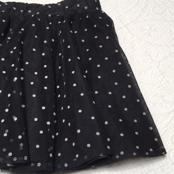 3T (4/$20) Netting/Ruffles Skirt by Old Navy - Picture 12 of 15